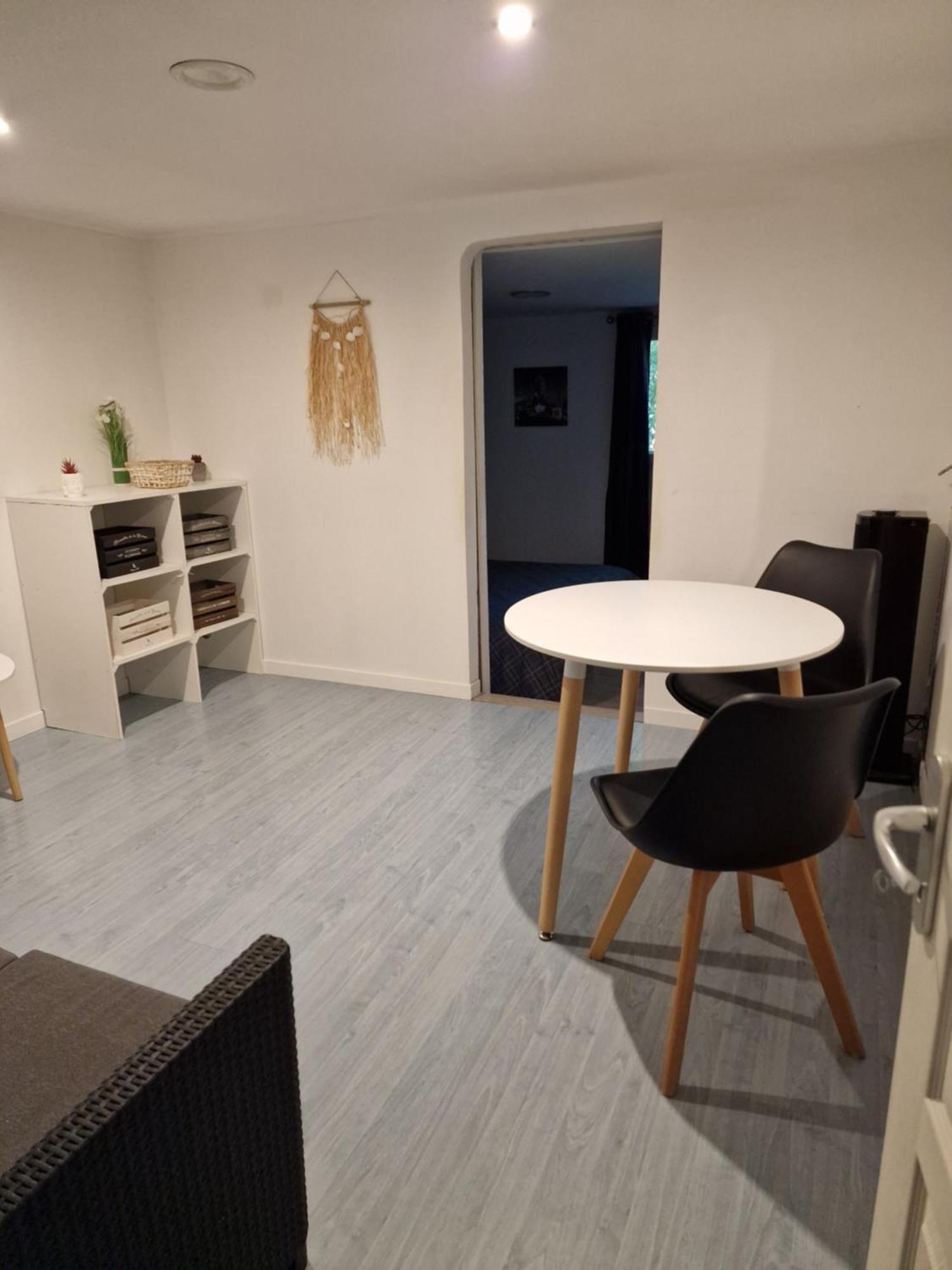 Chambre Chez L Habitant Petit Dejeuner Compris Fréjus Dış mekan fotoğraf