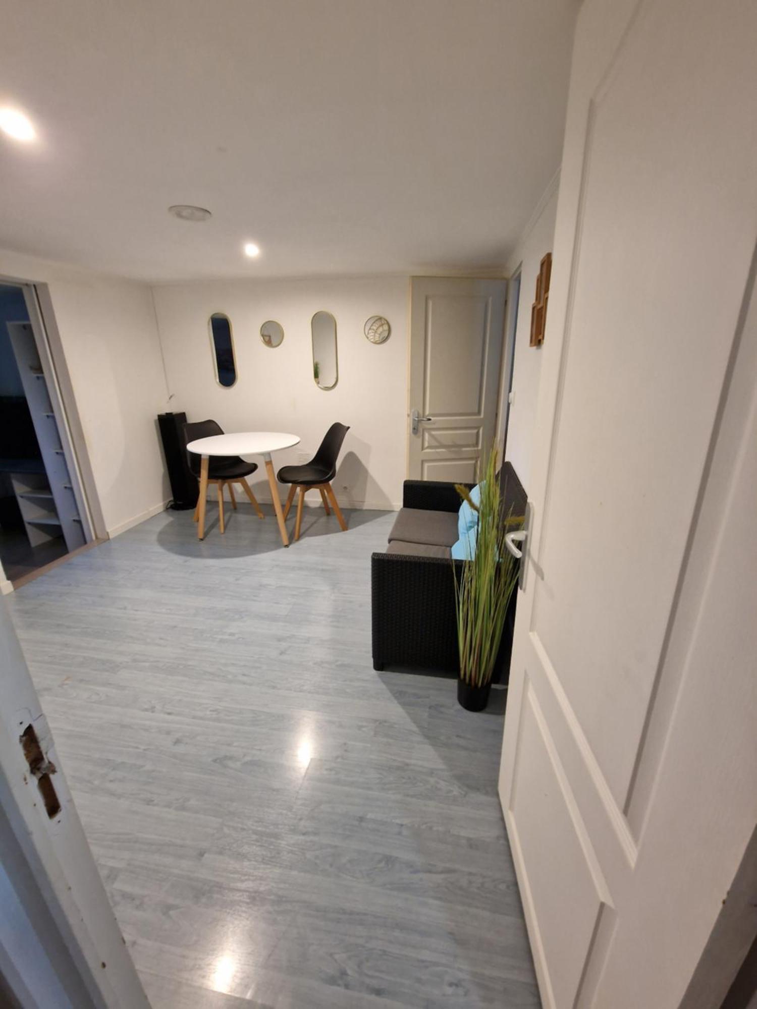 Chambre Chez L Habitant Petit Dejeuner Compris Fréjus Dış mekan fotoğraf