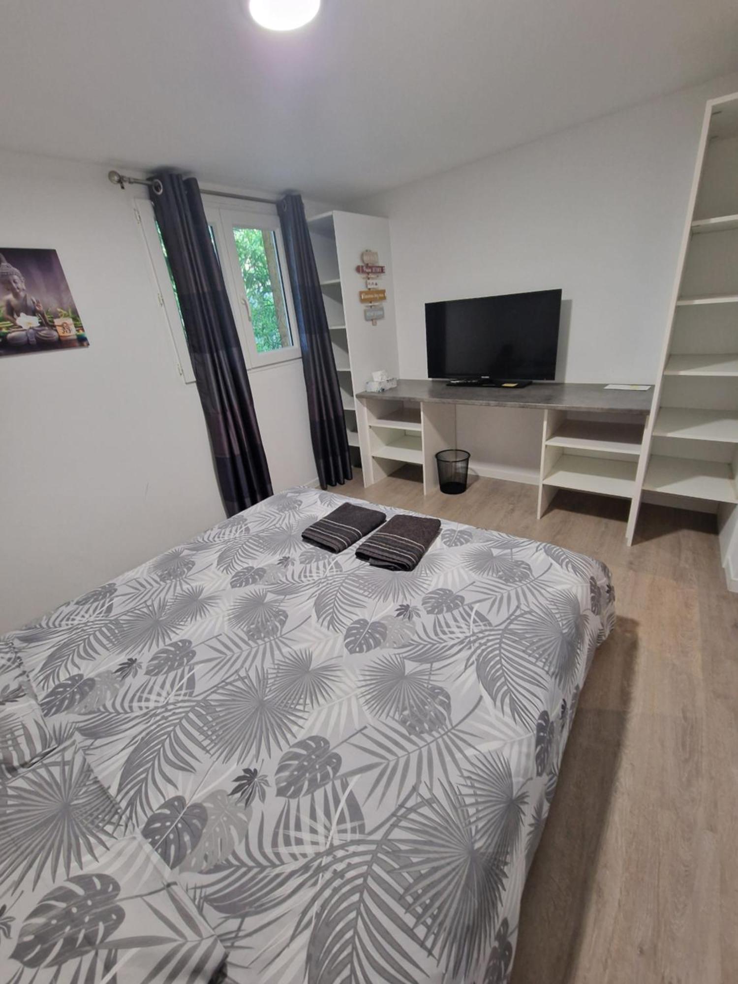 Chambre Chez L Habitant Petit Dejeuner Compris Fréjus Dış mekan fotoğraf